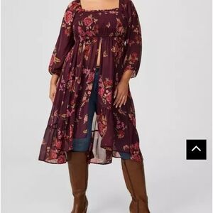 Torrid Size 4 Burgundy chiffon Tunic